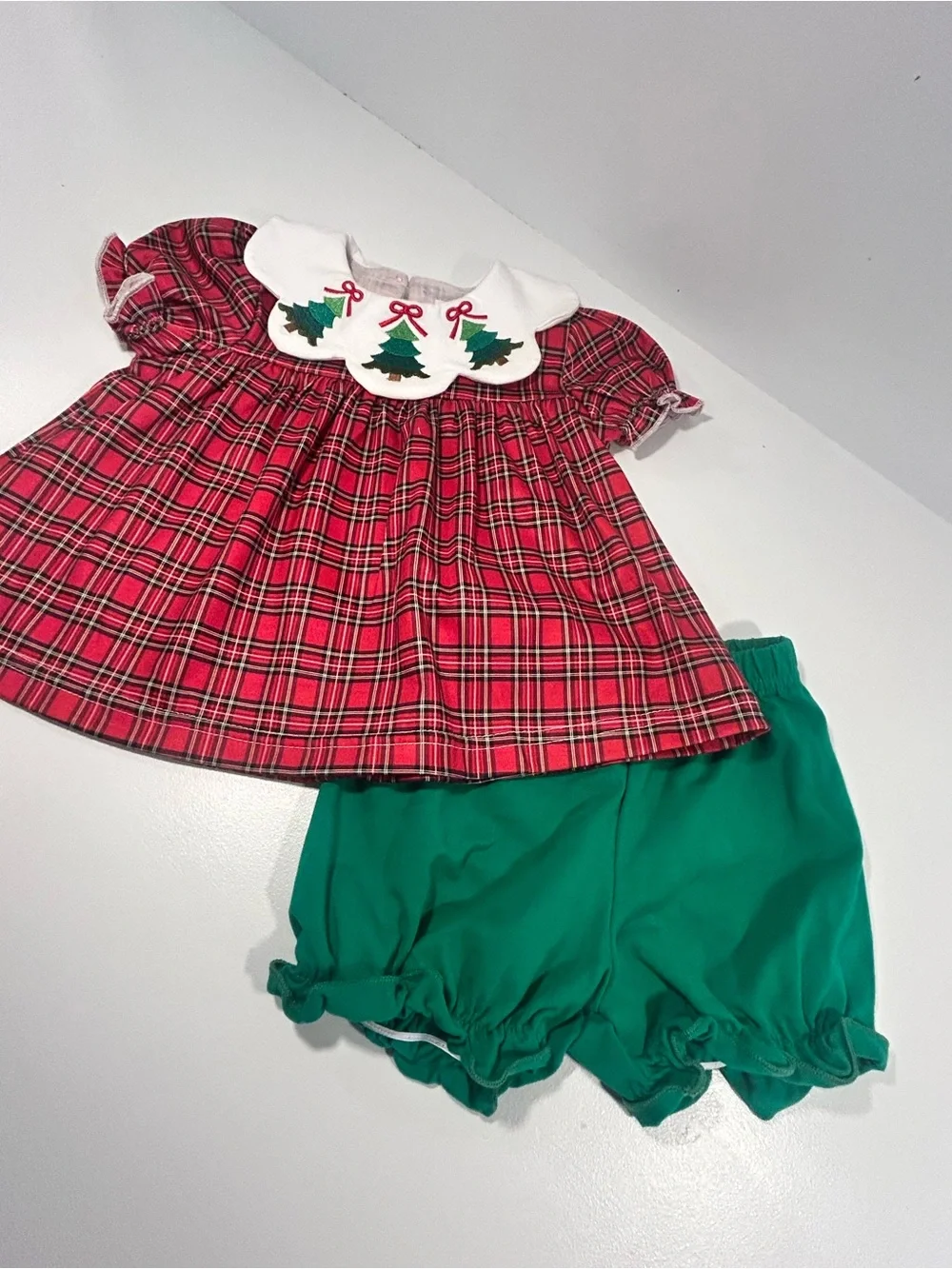Miss Sew It All Baby Girl 3-6M Christmas Plaid Bloomer Set Embroidered Collar